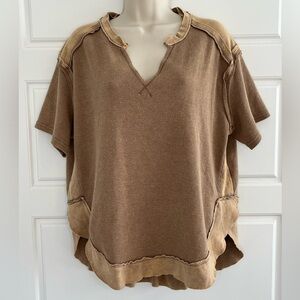 Entro Brown Tan Waffle Knit Split V Neck Top Cotton Size Small Oversized Neutral